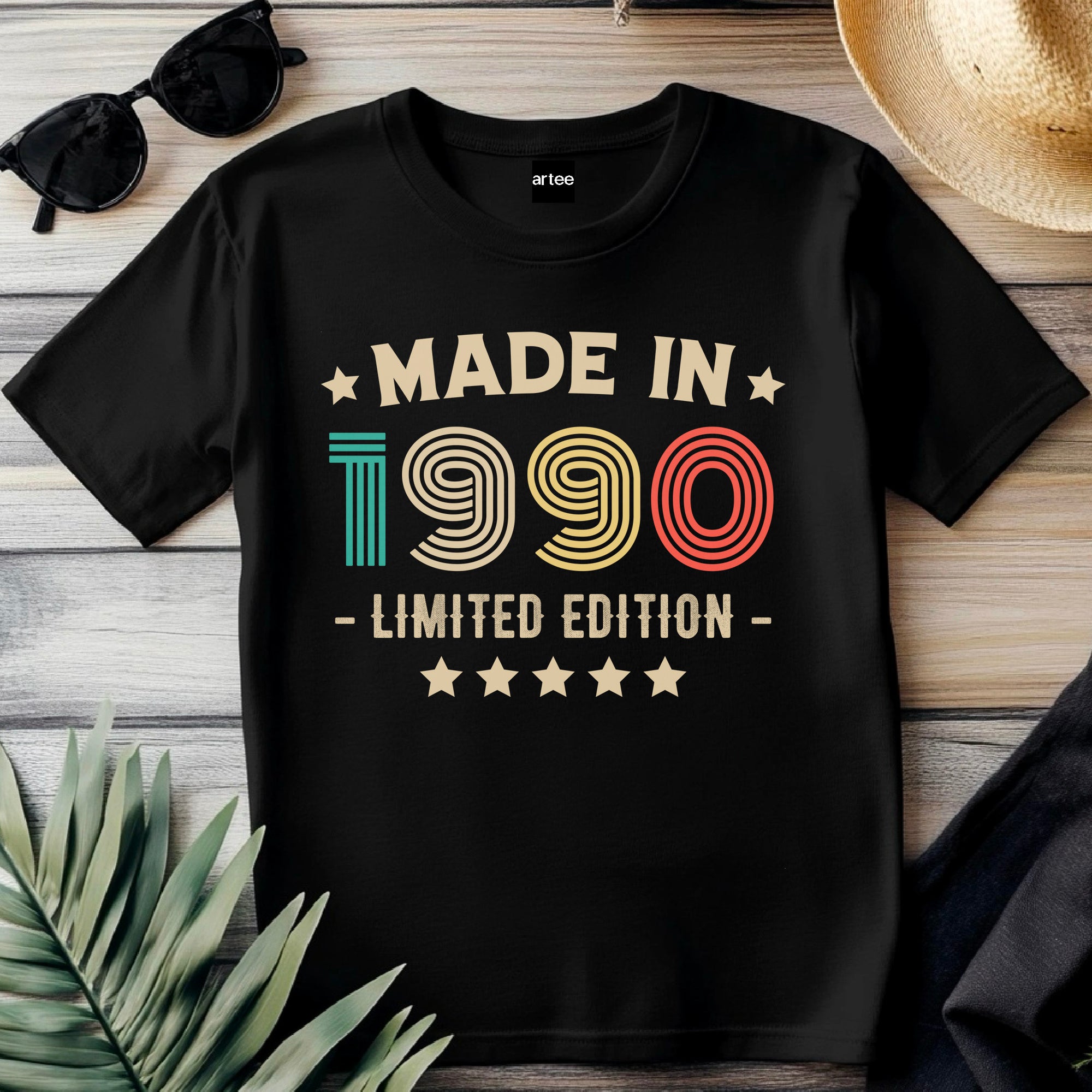 35th Birthday T-Shirt | Vintage 1990 Limited Edition | Funny 35th Gift for Men | Classic 35th Shirt for Him