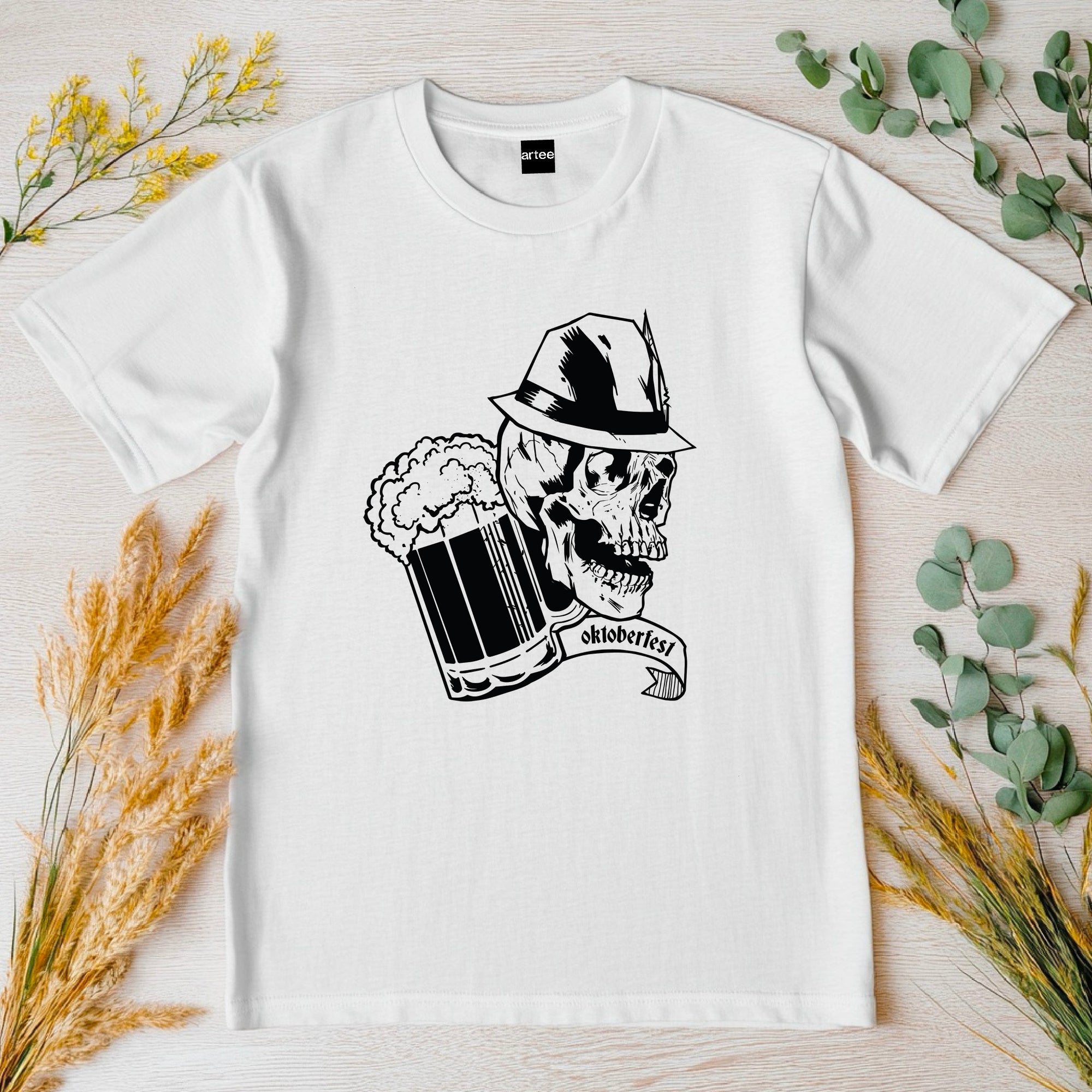 Modern Oktoberfest Shirt, Trendy Bavarian Tee for Women, Edgy Beer Festival Top, Alternative Dirndl T-Shirt, Munich Party Look