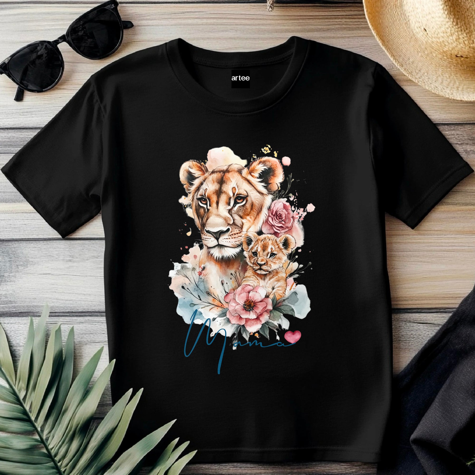 Mama lion watercolour T-shirt, lion and lioness shirt Tshirt, Mothers Day Shirt