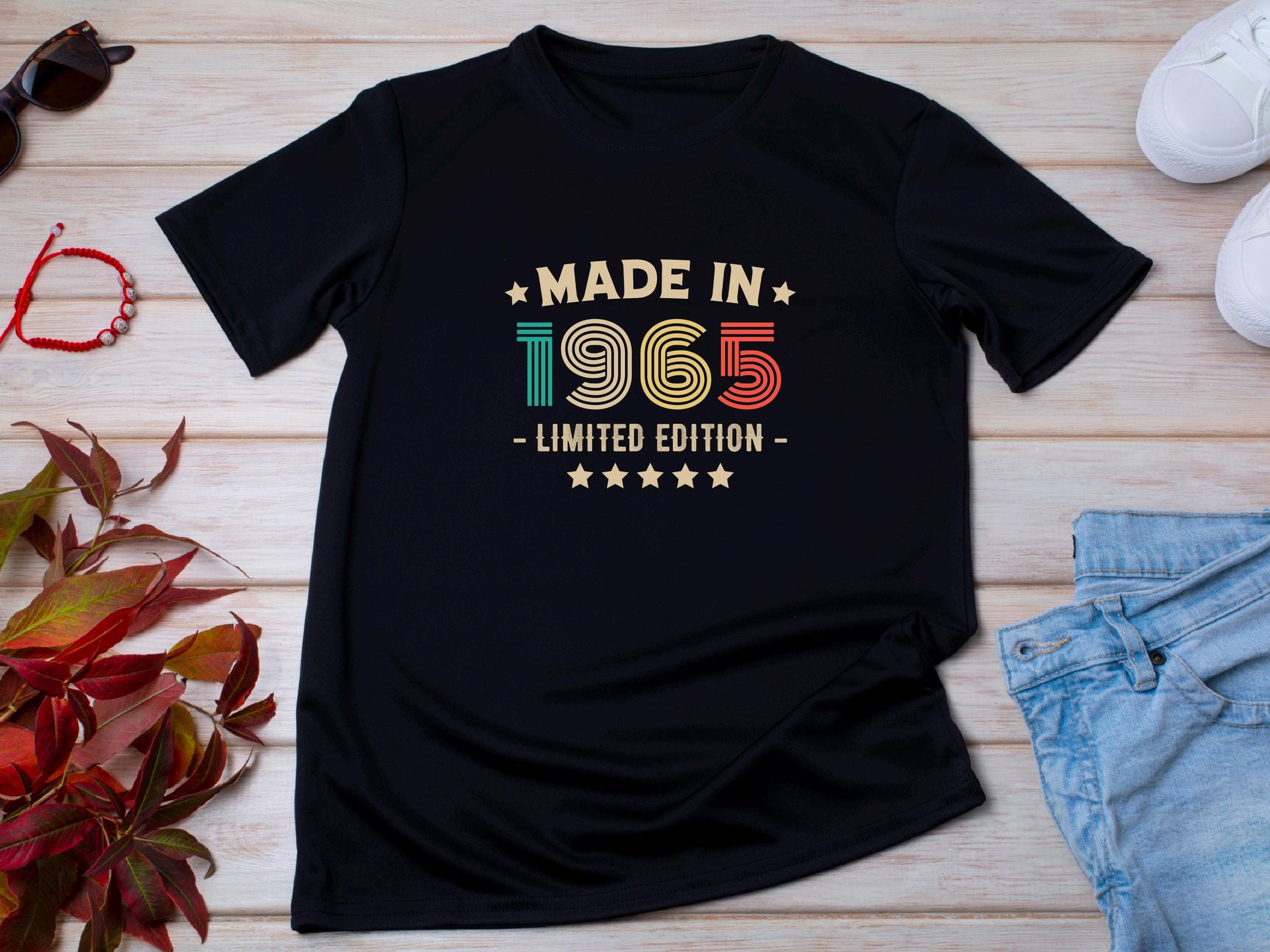 1965 60th Birthday T-Shirt | Funny 60th Gifts for Dad, Gifts for Him | Classic 60th T-Shirt for Men