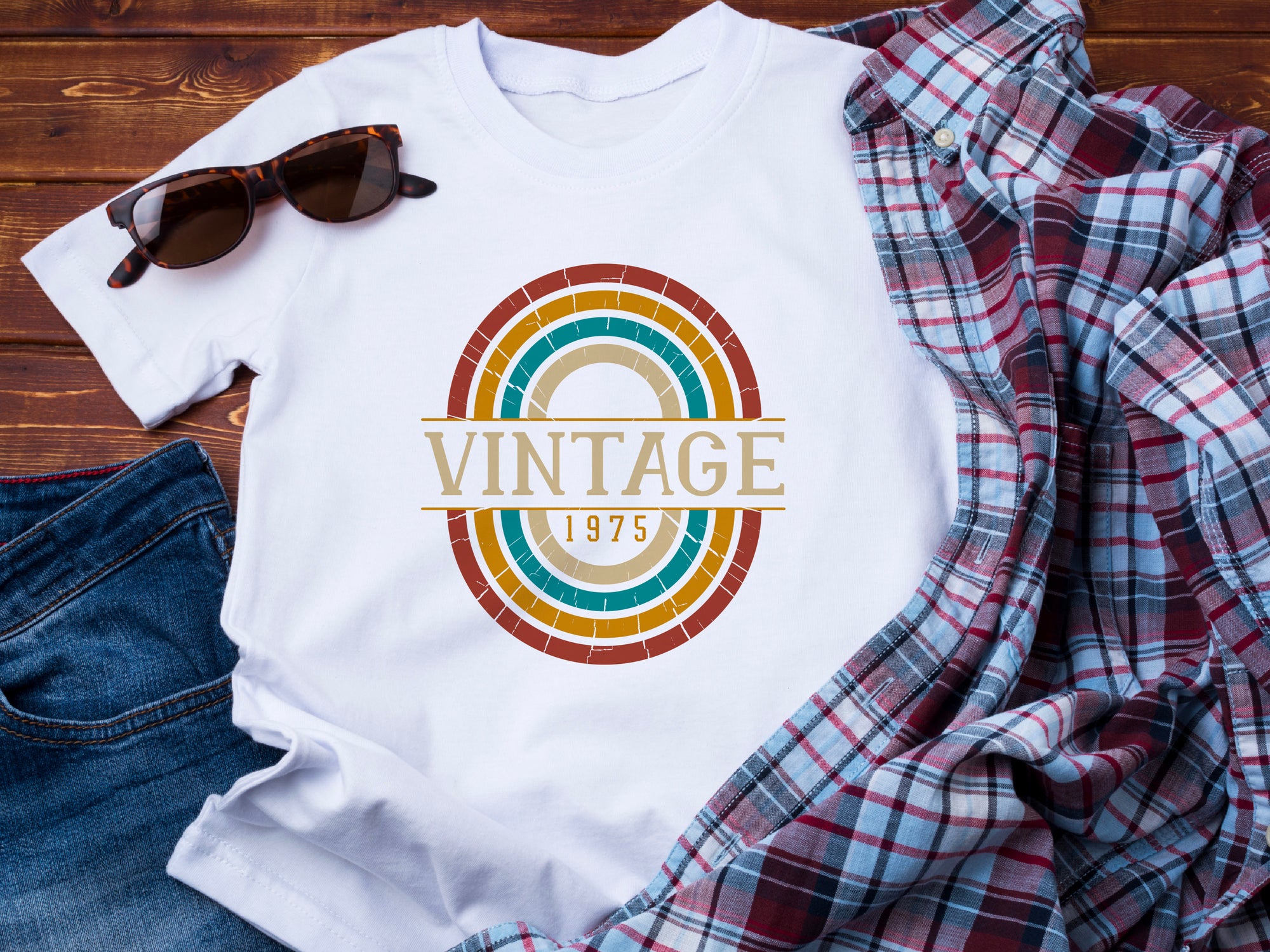 1975 Vintage Quote T-Shirt, PR-ET, 50th Birthday Gift for Men, Funny 50th T-Shirt for Dad